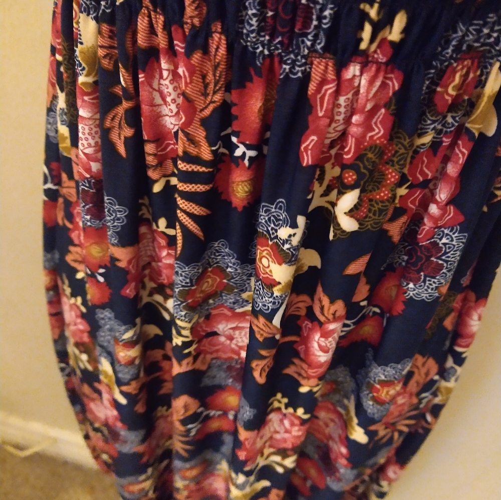 Sundress - Picture 2 of 2